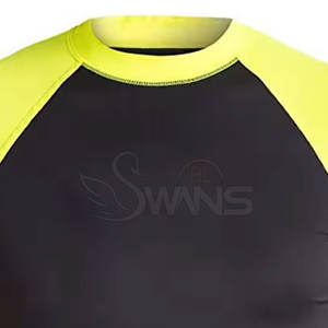 Prix de gros Chemises de compression pour hommes Vêtements de fitness Spandex/Polyester Respirant Haute qualité Manches courtes - Product Image 3