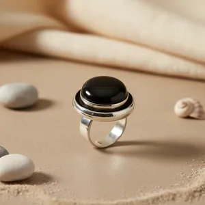 Anillo de Cóctel de Plata 925 con Ónix, Engaste de Bisel, Joyería Clásica, Unisex, para Uso Diario - Product Image 3
