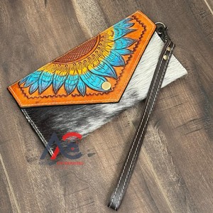 2025 Fabricantes de moda Diseñador Mano Tooled Cuero Embrague Tarjeta Monedero Cuero de vaca genuino Cartera de lujo - Product Image 1