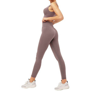 Custom Lightweight Seamless Women's Yoga Set Breathable Stretch Leggings Crop <b>Top</b> Fitness Gym Activewear Sportswear Yoga Set - Product Image 2