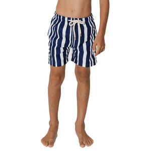 Pantalones cortos de baño para niños de alta calidad con cintura ajustable con cordón para un ajuste seguro durante el juego acuático activo y la natación - Product Image 4