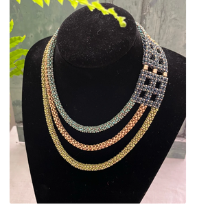 Tutoriel étape par étape, comment faire collier de perles de rocaille collier écharpe, bandana perlé frange - Product Image 1