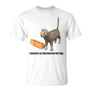 Camiseta con diseño de gato y hot dog calentado en microondas, regalo promocional para amantes de los gatos. - Product Image 2