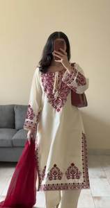 Zain Exports ZEDC108FN LANCE UN NOUVEAU KURTA PENT DUPATTA DESIGNER EN TISSU CRÊPE NATUREL Lourd avec Broderie au Fil pour Fêtes - Product Image 2