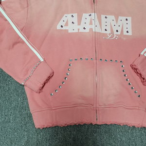 Sudadera con Capucha Extra Grande de Estilo Vintage Personalizada, con Cierre, Pedrería, Impresión DTG, Pintura en Aerosol, Lavada, para Hombre - Product Image 3