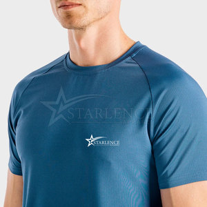 เสื้อยืดออกกำลังกายผ้าฝ้าย100% น้ำหนักเบาแฟชั่นใหม่แห้งเร็วออกแบบลายทางทึบสำหรับผู้ชายปรับแต่งโลโก้ได้สำหรับใช้งานกลางแจ้ง - Product Image 2