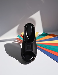 Meilleure qualité et prix Casual Bliss Soft Upper Casual PU Sole Sandale Personnaliser la couleur et l'emballage - Product Image 3