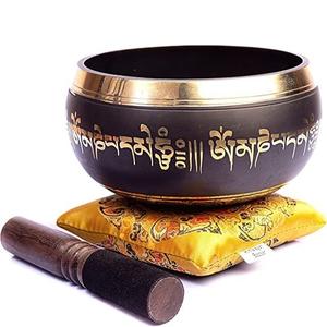 Bol chantant tibétain en métal pour le yoga et la pleine conscience, fait à la main et durable - Product Image 4