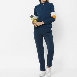 Conjunto de dos piezas grueso de ropa de mujer de otoño personalizado OEM, chándal, chándal, conjunto de Jogger, conjunto de pantalones de chándal y Sudadera con capucha - Product Image 3