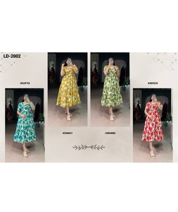 Ropa Étnica India, Seda Vichitra Rica con Estampado Floral, Anarkali Moderno, Kurtis Listos para Usar con Tallas Grandes Disponibles para Mujer - Product Image 1