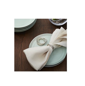 Décoratif pour la maison et la table de mariage Rond de serviette en vrac bon marché Rond de serviette en spirale Anneaux de serviette en or monogrammés - Product Image 6