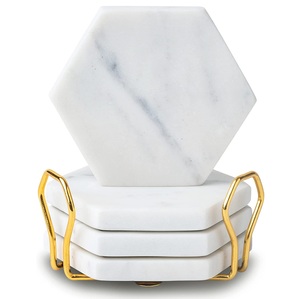 Juego de Posavasos Hexagonales de Mármol de Lujo con Soporte Dorado para Decoración Moderna del Hogar y Elegante Adorno Geométrico para Mesa - Product Image 1