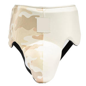 Protection supérieure légère et durable de tasse de garde d'aine pour des gardes inguinales ergonomiques d'athlètes de combat en vente - Product Image 1