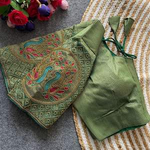 ผ้าไหม Banarasi Jecquard คอลเล็คชั่นแบบพรีเมียมพร้อมด้วยการทำงานด้วยมือและด้ายทำงานผู้ผลิตและผู้จำหน่ายจาก Surat - Product Image 6