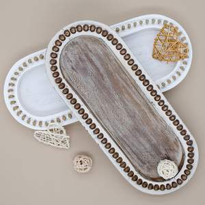 ถาดไม้ประดับลูกปัดสีขาวสไตล์วินเทจ สำหรับวางบนโต๊ะกาแฟ หรือใช้เป็นออตโตมัน ตกแต่งบ้านสไตล์เรโทร งานแต่งงาน หรือสไตล์ดั้งเดิม - Product Image 3