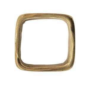 Anneau de serviette élégant de forme carrée, finition dorée, parfait pour la décoration de table lors des dîners à domicile, des événements et des tables décontractées - Product Image 4