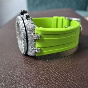 Marca original Half Iced Unisex lujo joyería fina reloj hecho a mano calidad superior negro Digital Dial VVS Moissanite diamante - Product Image 2