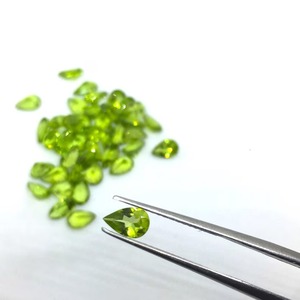Peridoto Natural, Corte Facetado en Forma de Pera, Certificado por Terceros, Gema Suelta Verde Calibrada de 4x6mm, Encerado/Enrasado con Aceite para Engaste en Joyería - Product Image 5