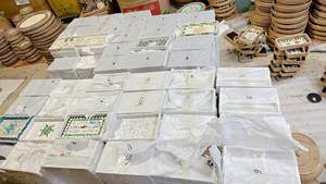 Exquisito Juego de Bandejas de Ratán con Incrustaciones de Nácar, Artesanía Auténtica de Pueblo, Hecho a Mano, Tamaños y Estilos Personalizables - Product Image 6