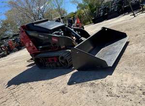 LIVRAISON GRATUITE TORO DINGO TX525 Mini chargeuse compacte homologuée EPA CE, cylindre hydraulique Eaton, pompe à moteur, boîte de vitesses, engrenage, PLC - Product Image 4