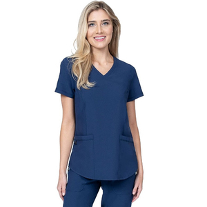 Tenue médicale pour femmes, uniforme fiable conçu pour le confort, la mobilité et la respirabilité, pour un usage quotidien en milieu de santé - Product Image 1