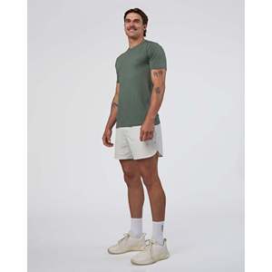 T-shirt sans couture AeroFLX+ pour homme - Graphite - Product Image 3