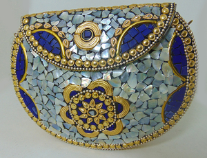 Pochette de soirée bohème vintage avec chaîne décorée de perles, de luxe pour femmes - Product Image 2