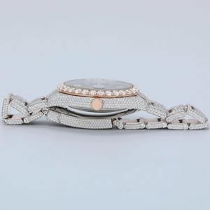 Reloj de Lujo con Movimiento de Cuarzo de Acero Inoxidable, Esfera de Cristal con Diamantes Moissanite y Correa de Oro Amarillo - Product Image 6