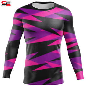 Vêtements de gymnastique anti-UV à manches longues du fabricant Rash Guard pour hommes T-shirt de plage imprimé sur mesure Rash Guard pour le surf - Product Image 3