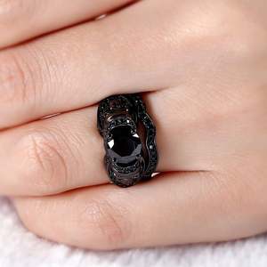 Bague de mode Jeulia en argent sterling noir avec crâne taillé rond - Product Image 5