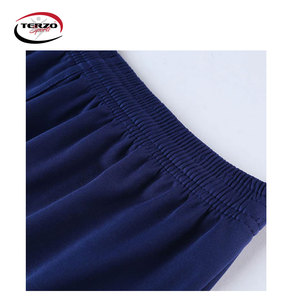 Uniforme de football personnalisé pour hommes, dernière conception, maillot de sport sans manches, vêtements de football de qualité supérieure - Product Image 5