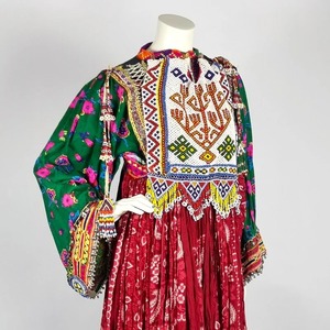 ชุดเดรส Afghan kuchi สำหรับผู้หญิงดีไซน์ใหม่ปักลายแขนยาวเป็นมิตรต่อสิ่งแวดล้อม - Product Image 1