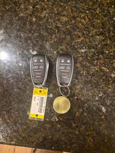 PRÊT À EXPÉDIER - VÉHICULE D'OCCASION CONDUITE À GAUCHE |   Conduite à droite |   2022 A L F A R O M E O |   GIULIA VELOCE TURBO 4-CYLINDRES AWD - Product Image 6