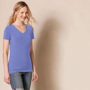 T-shirt classique pour femmes grande taille, tissage doux, texture légère, circulation d'air, ajustement confortable, extensible doux, respirant, séchage rapide, coupe ajustée - Product Image 6