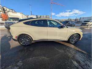 ฟอร์ด มัสแตง มัค-อี พรีเมียม ปี 2025 มือสอง พวงมาลัยซ้าย/ขวา - Product Image 3