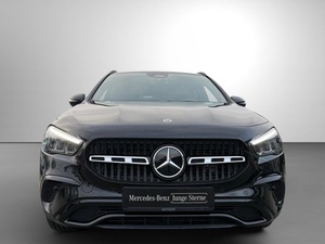 Mercedes BENZ GLA 250 2025 Nuevo/Usado, Emisión Euro VI, 4x4, Diésel, Automático, Cuero Oscuro, Techo Solar Izquierdo, Faros LED, 5 Plazas, en Venta - Product Image 3