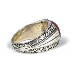 Bague pour homme en argent sterling 925, pierre d'agate rouge naturelle, motif gravé, motif rond, plaqué rhodium, à porter au quotidien - Product Image 4