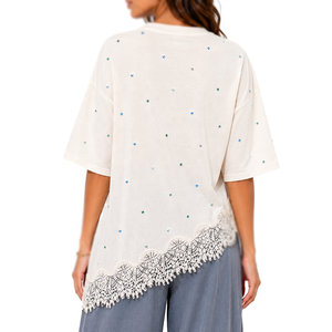 Camiseta de mujer de manga corta oversize con dobladillo de encaje y perlas, cuello redondo, ajuste holgado, mezcla de algodón, para verano - Product Image 2
