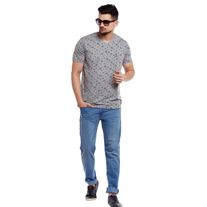 T-shirt tricoté imprimé coupe ajustée décontracté pour homme Design personnalisé Col V oversize respirant Respectueux de l'environnement Séchage rapide Nouvelle Collection - Product Image 6