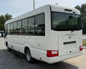 AUTOBUS USATO 2020 TOYOTA COASTER MOTORE 2.7L 2TR 4 CILINDRI 23+ POSTI CAVALLERZE FRIZIONATE NON CONOSCIBILI TRASMISSIONE MANUALE - Product Image 5