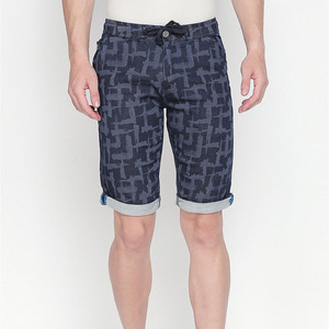 Casual Hip Hop Streetwear Style for Summer Men's Light Blue Denim Shorts with Raw Hem Side Stud <b>Detailing</b> Solid Pattern - Product Image 1