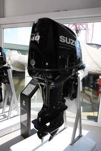 LIVRAISON GRATUITE Nouveau moteur hors-bord Suzuki 140HP DF140A 2025 - Product Image 4