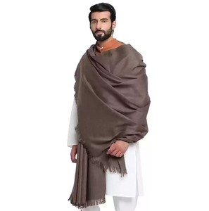 ผ้าคลุมไหล่ขนสัตว์100% สำหรับผู้ชาย2024ออกแบบลายดอกไม้ลายจุดสำหรับฤดูหนาวพร้อมโลโก้บริการออกแบบได้ตามต้องการสีเทาสำหรับชาวมุสลิม - Product Image 3