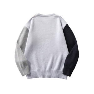 Pull en tricot avec bouton col en V pour hommes Cardigan avec couleur personnalisée Cardigan tricoté avec patch en chenille personnalisé pull pour hommes - Product Image 2