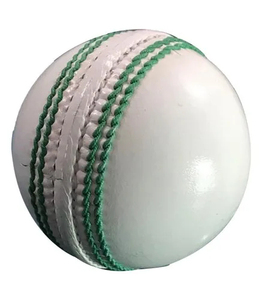 Ballon de cricket en cuir de vache véritable de qualité supérieure, emballage personnalisé, logo et couleurs, qualité professionnelle, vente en gros - Product Image 1