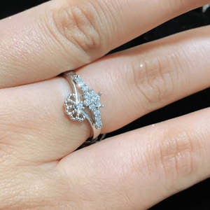 NOVAMART Fine Zarkan Floral Minimalist Pure Silver <b>Ring</b> Everyday Wear Gemstone Bezel Set with Invisible Platinum <b>Crafted</b> by Hand - Product Image 1