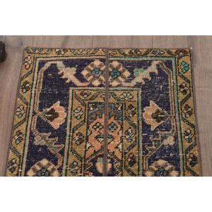 Alfombra de 1.7x3.3 pies, Alfombra Turca Vintage, Alfombra con Borde Azul - Product Image 4