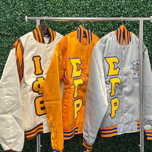 แจ็กเก็ตบอมม่าผ้าซาตินสำหรับผู้ชายเสื้อแจ็กเก็ตบอมเบอร์ปักลายสำหรับนักศึกษามหาวิทยาลัย - Product Image 1