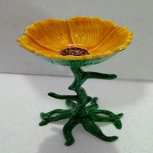 Bol à collation et à bonbons en métal antique en laiton moderne Décoration de table classique Style de luxe Bol de service de cuisine de meilleure qualité - Product Image 3