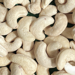 เวียดนาม ผู้จัดจำหน่ายที่เชื่อถือได้ เม็ดมะม่วงหิมพานต์ เม็ดมะม่วงหิมพานต์ดิบ ราคาเม็ดมะม่วงหิมพานต์ในเวียดนาม ส่งออกไปยังดูไบ สหภาพยุโรป และตะวันออกกลาง - Product Image 1